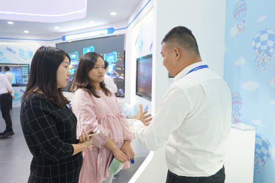 奇信股份最新消息揭秘，自然美景探索之旅的心灵洗礼与重生体验