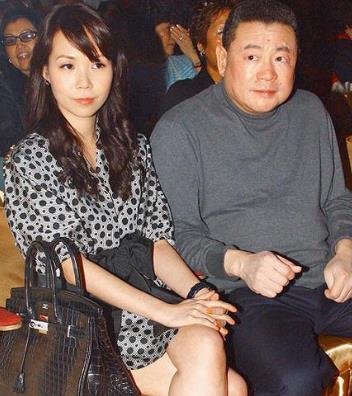 甘比最新照片，时尚魅力与优雅气质的展现